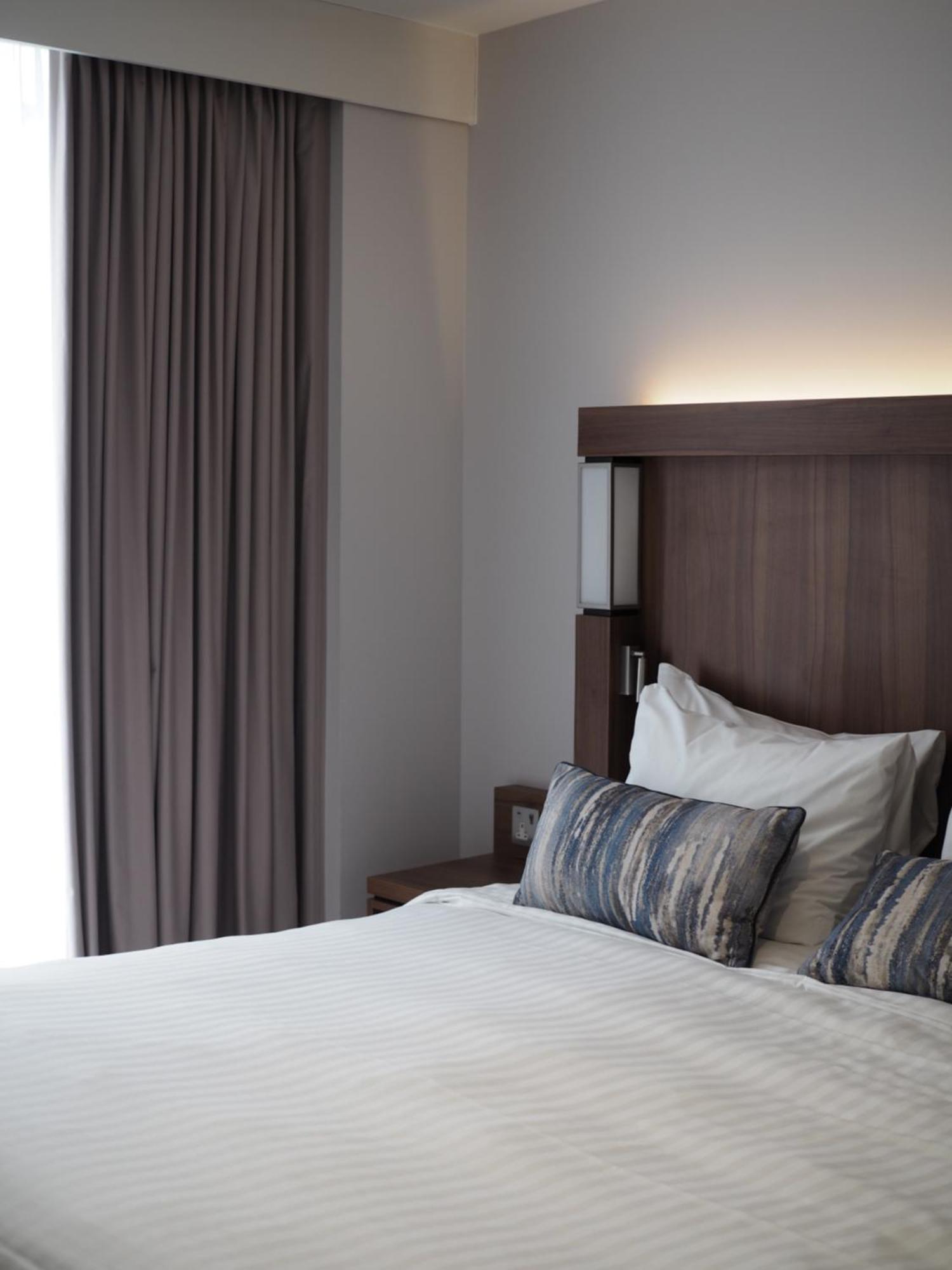 Courtyard By Marriott London Heathrow Airport Hotel Harlington  Exterior foto